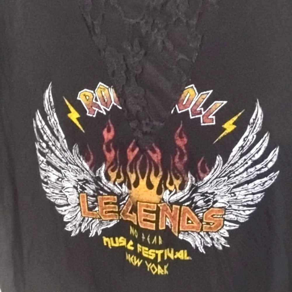 Rock and roll Legends t-shirt with deep lace v-neck